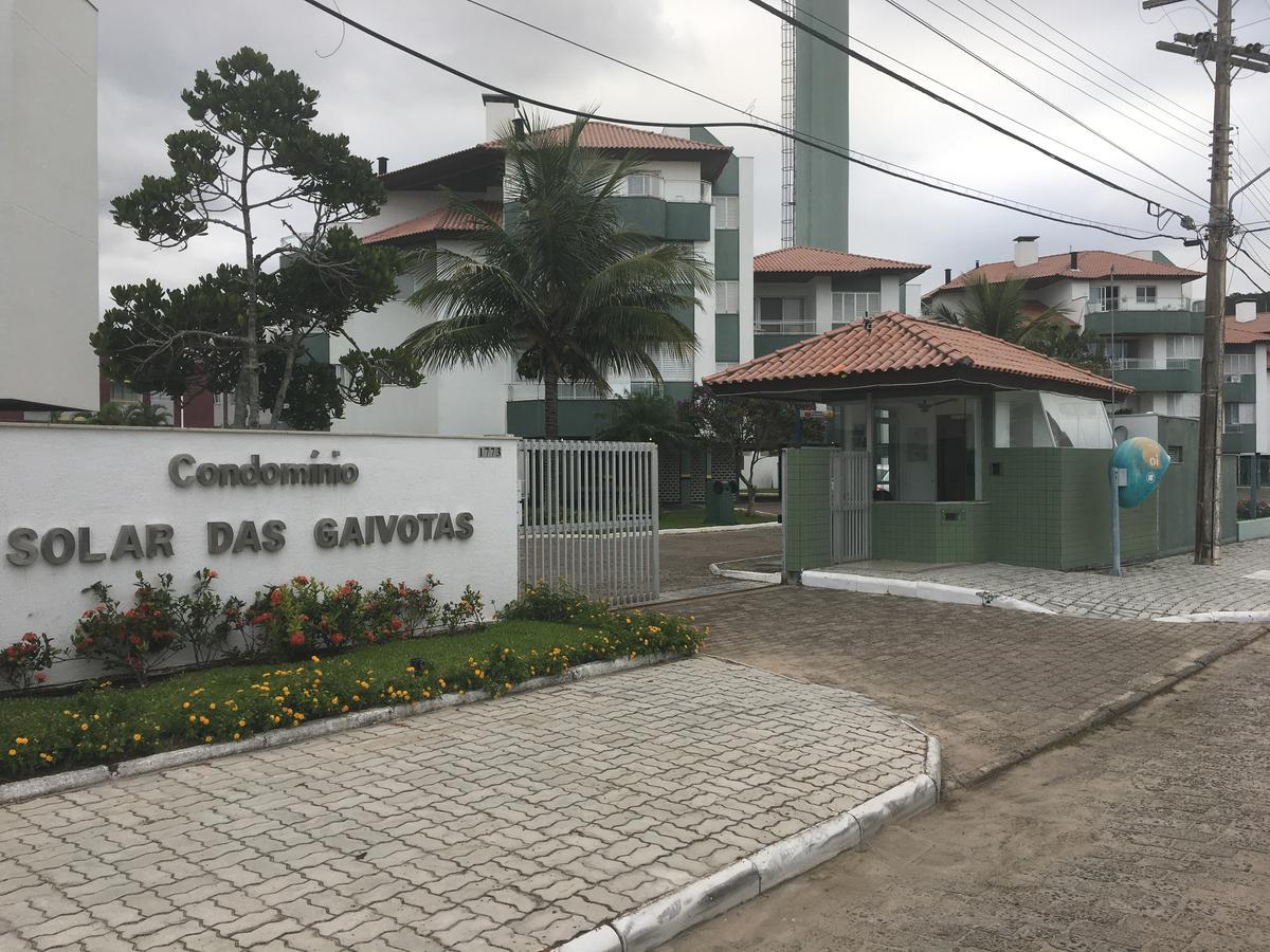 Lindo Apto Na Rua Da Praia Ingleses Florianópolis Exterior foto